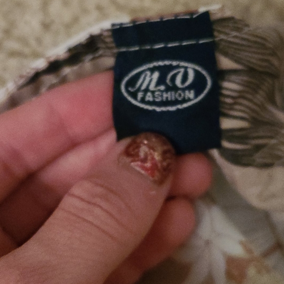 Hawaiian Men's Swimming Trunks 🏊‍♂️ - Picture 9 of 11